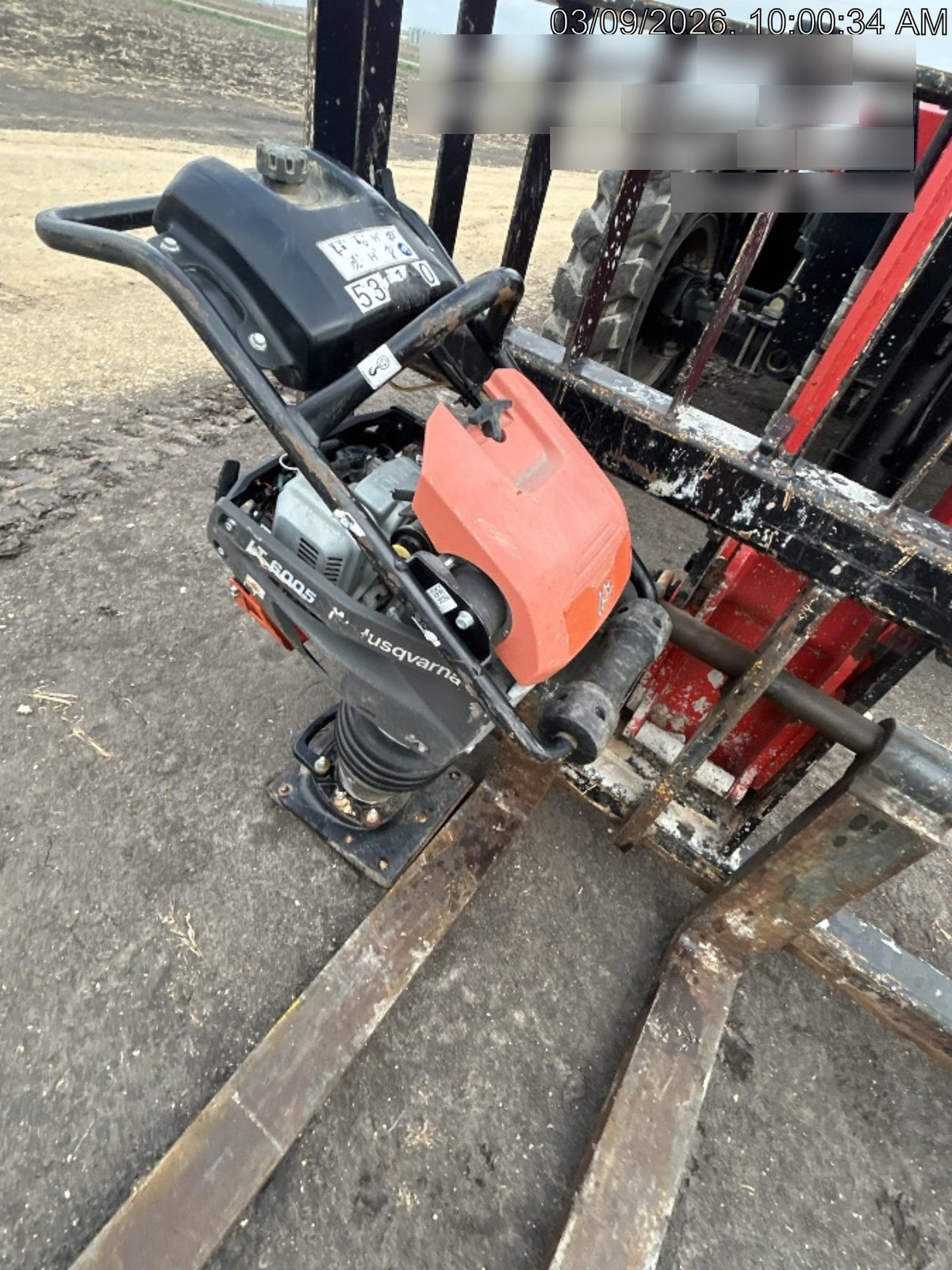 2025 HUSQVARNA LT6005