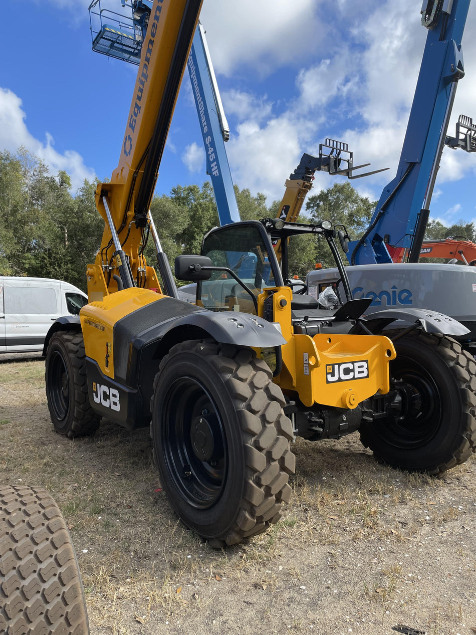 2024 JCB 509-42