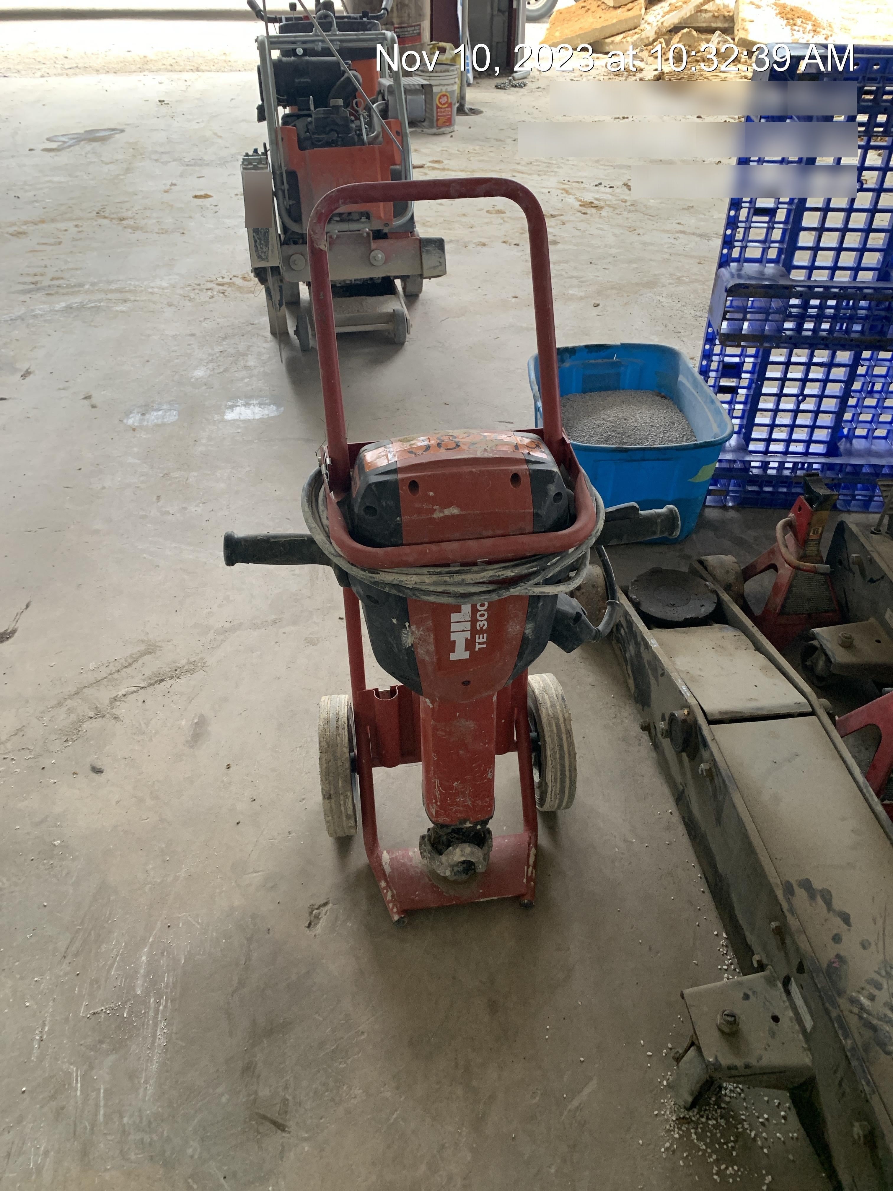 2021 HILTI TE 3000-AVR