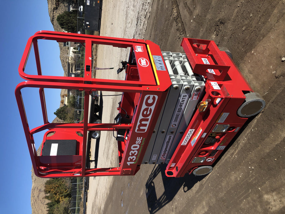 2020 MEC 1330SE Solid NM Tires, Steel Swing out Doors, LCS, Beacon, 900W Invertor