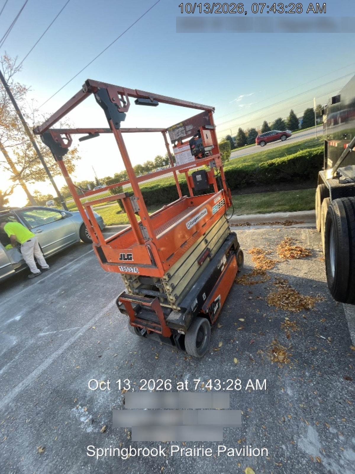 2021 JLG ES1932