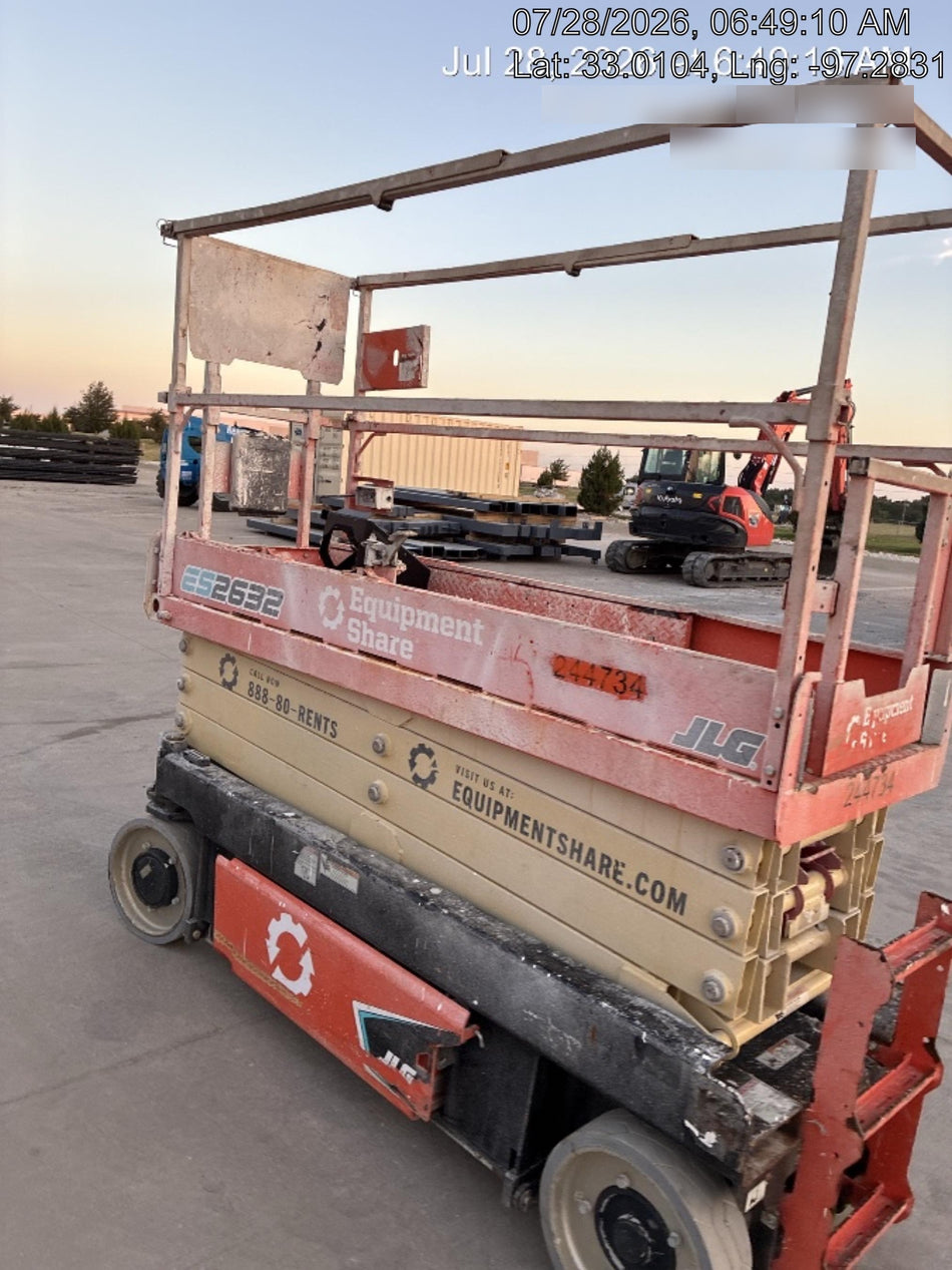 2022 JLG ES2632