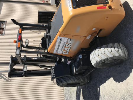 2018 CASE 588H