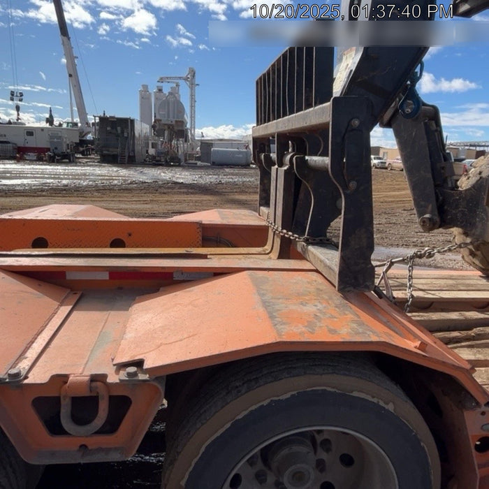 2019 JLG 1255 JLG 1255 T4F w/Full Cab, HVAC, Solid Tires, Work Lights/Beacon, 60" Carriage/Forks