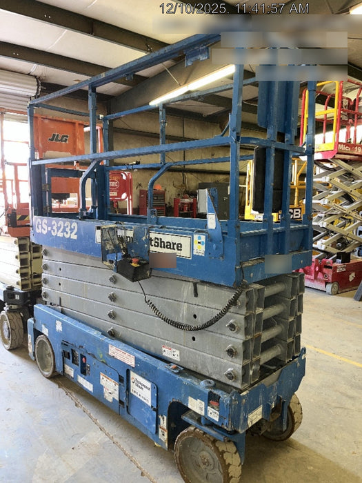 2018 Genie GS-3232 Genie GS-3232 Scissor Lift w/Standard Options