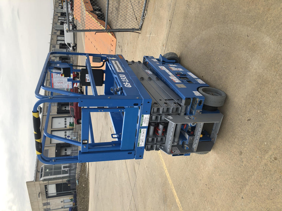 2020 Genie GS-1930 Solid Non Marking Tires, Beacon, Folding rails with half height swing gate
