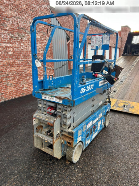 2019 Genie GS-1930 Fixed Rails with Chain Entry