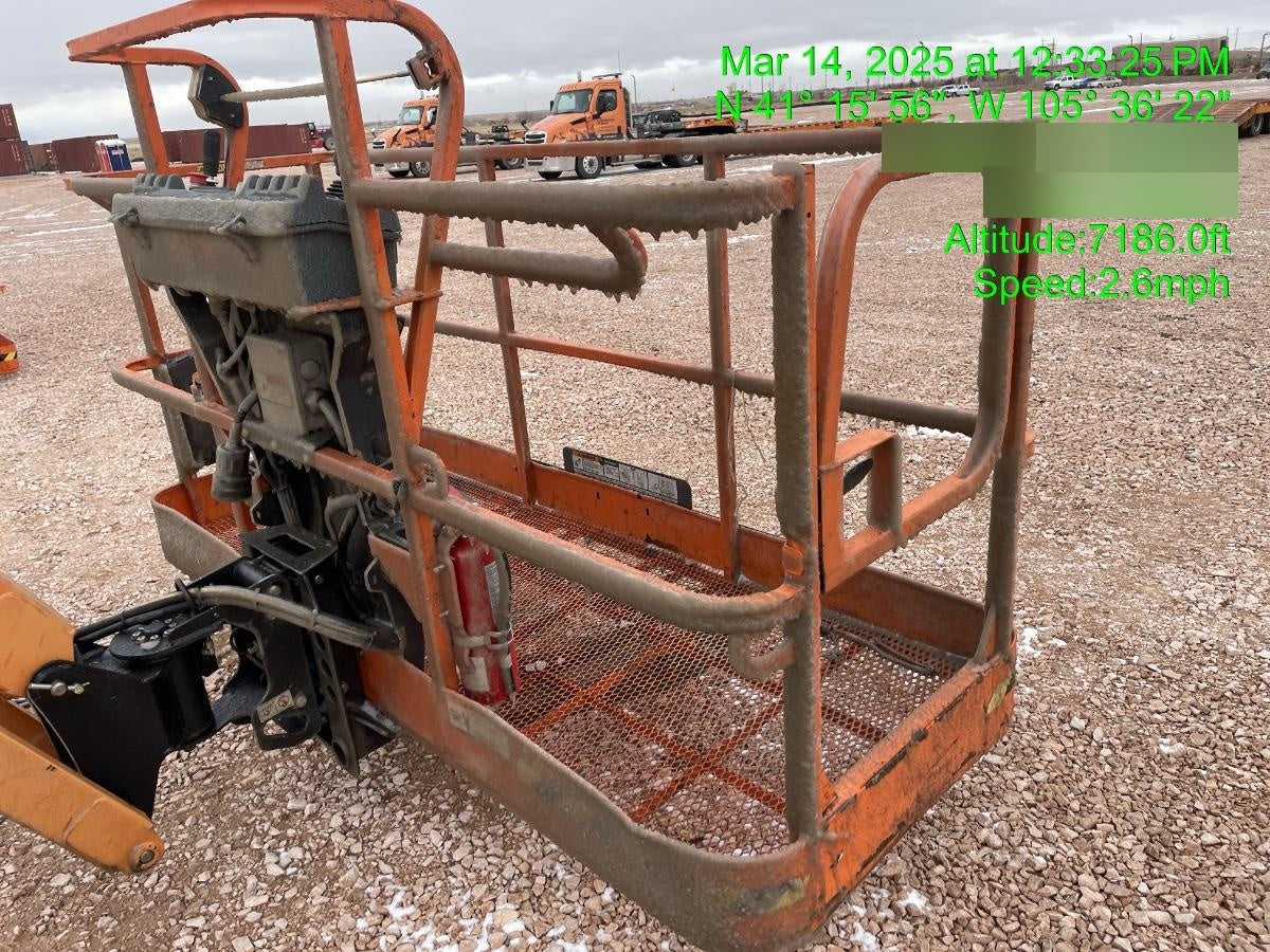 2022 JLG 460SJ