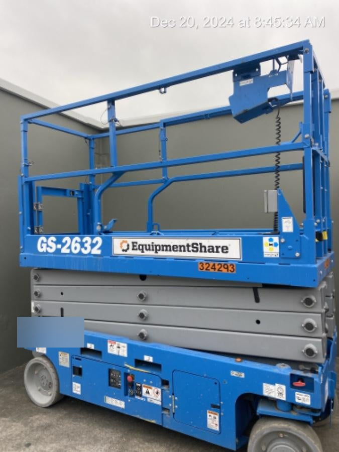 2023 GENIE GS-2632