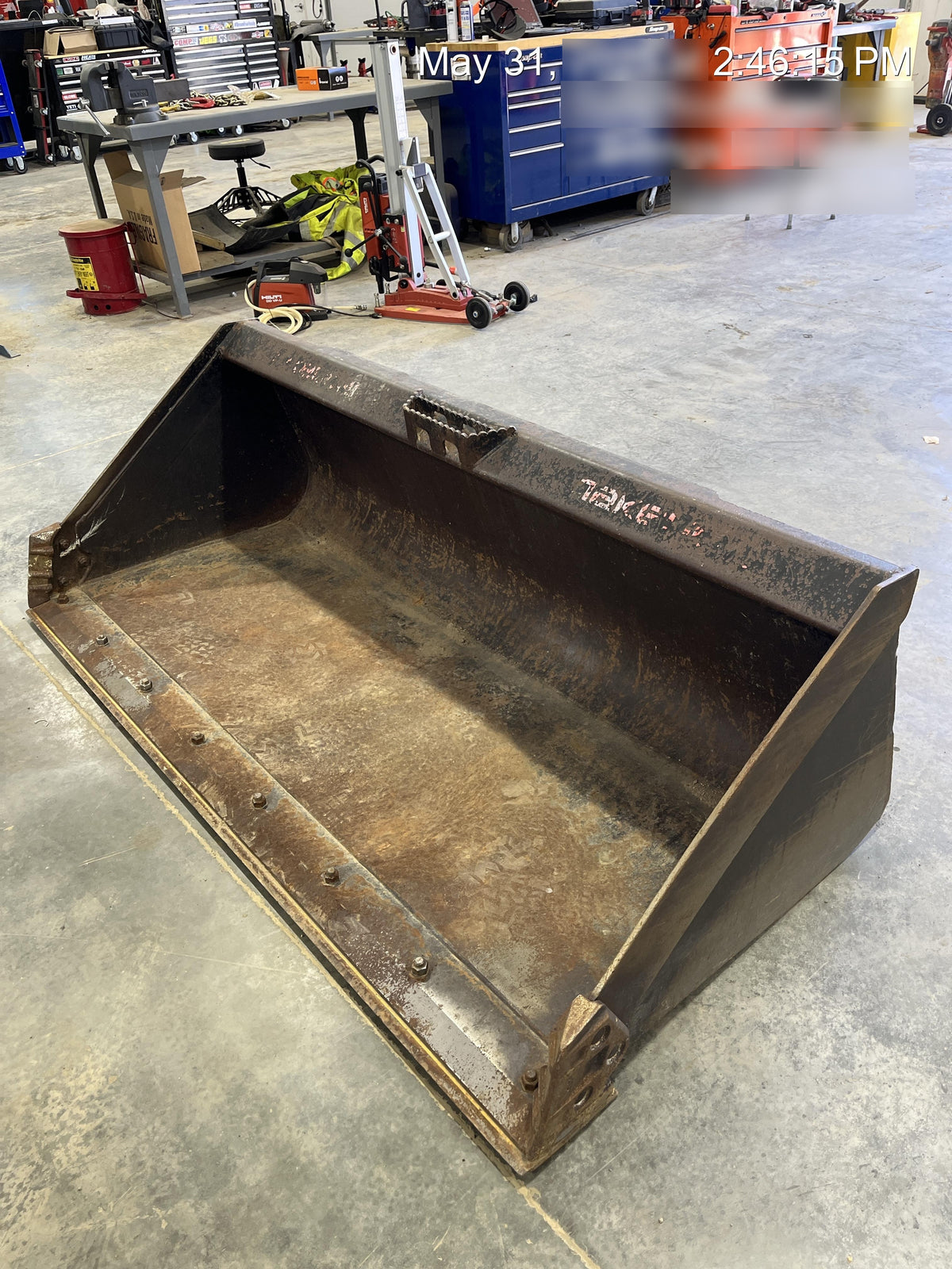 2025 TAG MANUFACTURING 76" Smooth Bucket - Tag