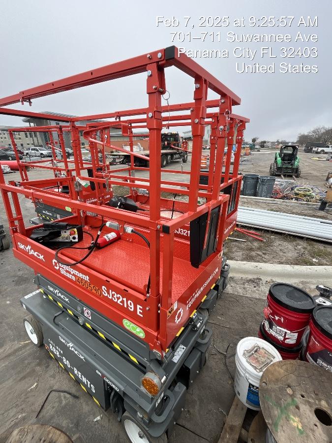 2024 Skyjack SJ3219 Electric Drive, Sld NM Tires, DBcns, RFRails, Power to Platform, T3 + Access Control