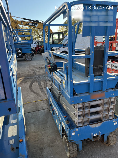 2020 Genie GS-1930 Solid Non Marking Tires, Beacon, Folding rails with half height swing gate