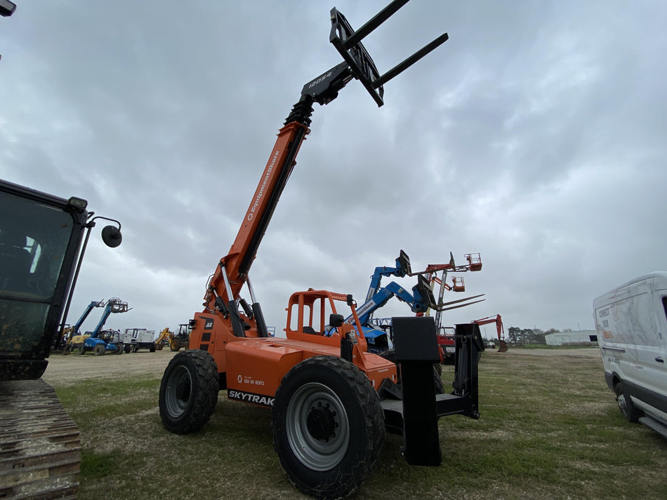 2023 SKYTRAK 12054