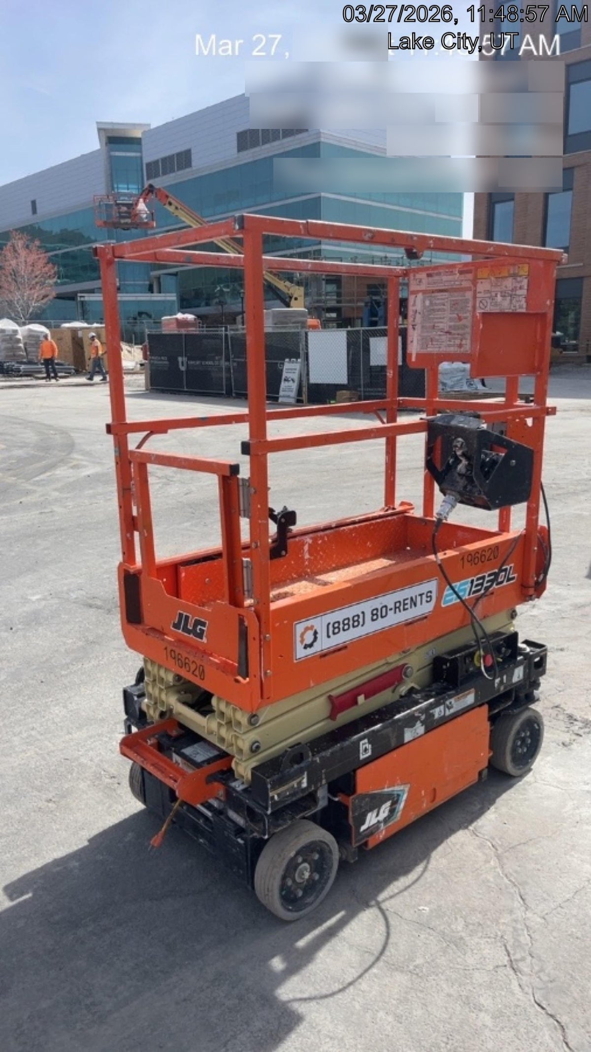 2021 JLG ES1330L
