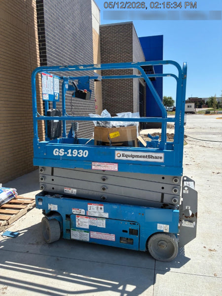 2019 Genie GS-1930 Fixed rails with chain Entry