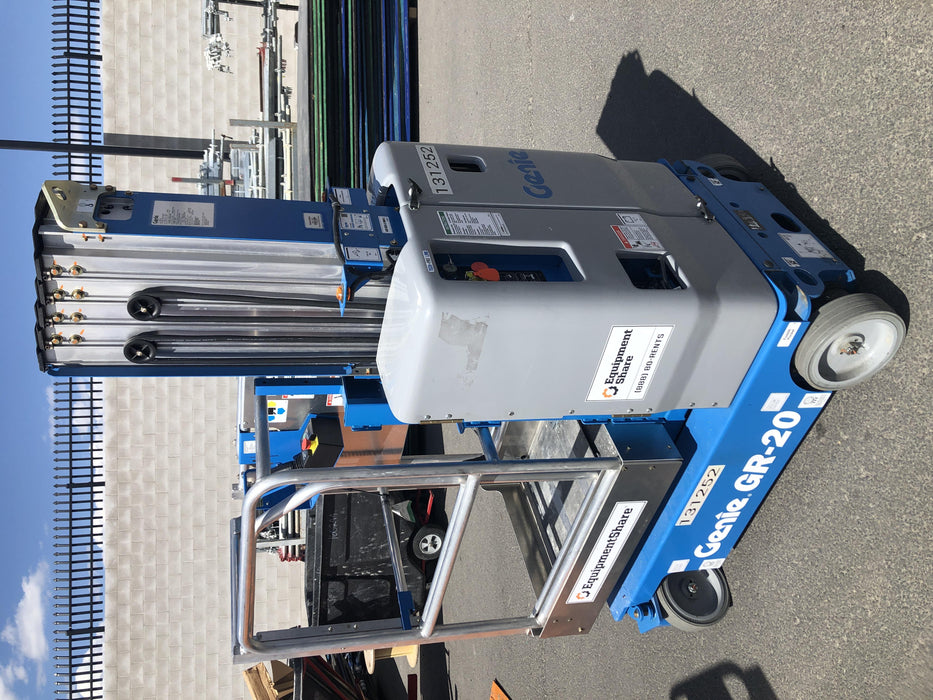2021 GENIE GR-20