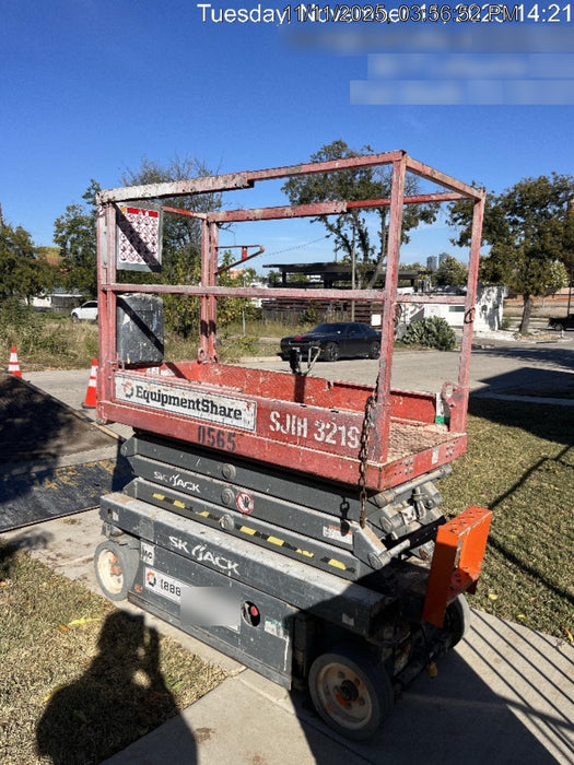 2015 Skyjack SJIII-3219 19' Scissor Lift