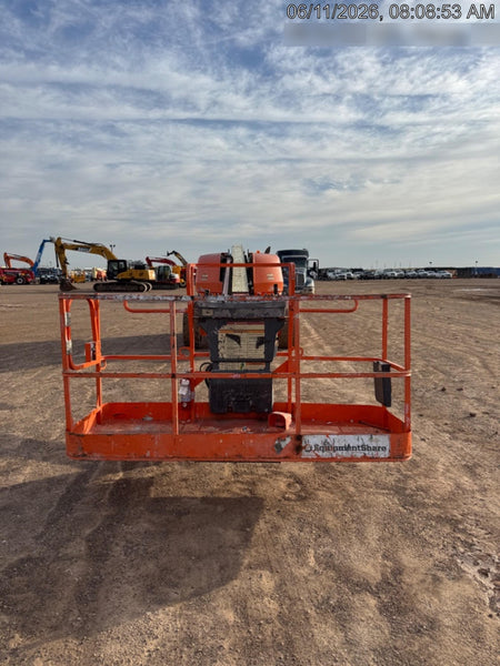 2019 JLG 660SJ
