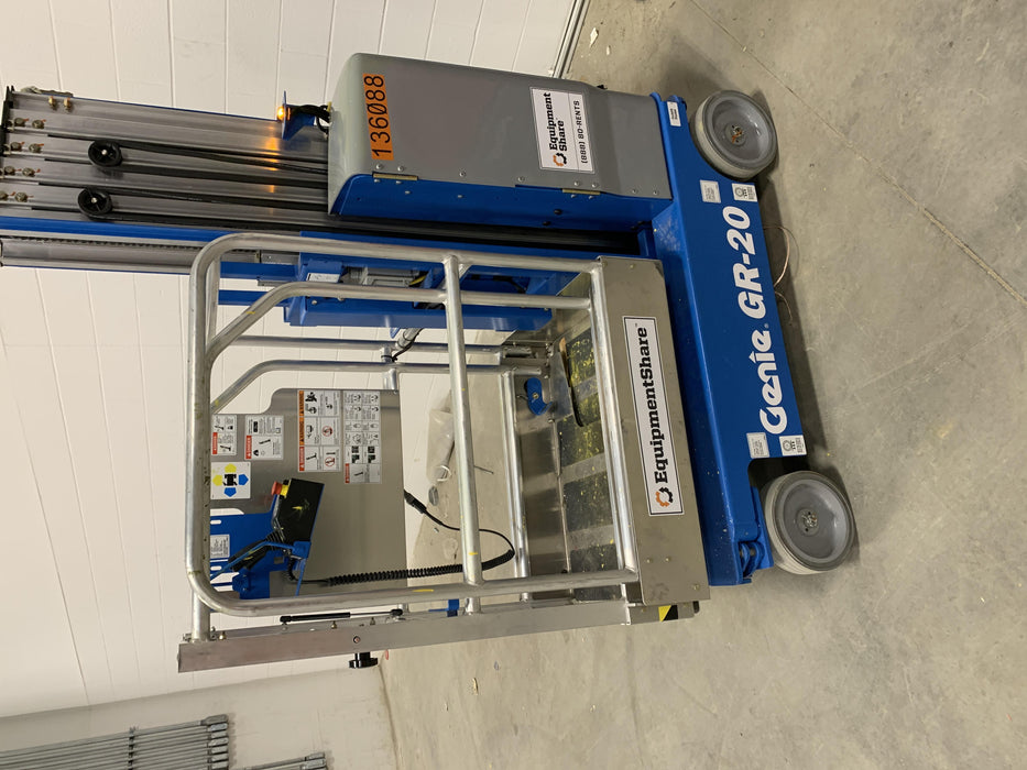 2021 GENIE GR-20