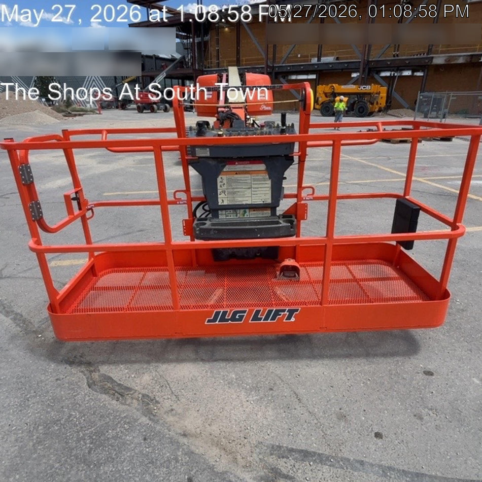 2022 JLG 660SJ