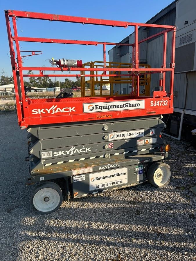 2022 SKYJACK SJ4732