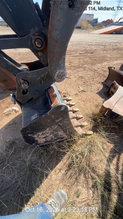 2025 TAKEUCHI 36" Bucket - Takeuchi