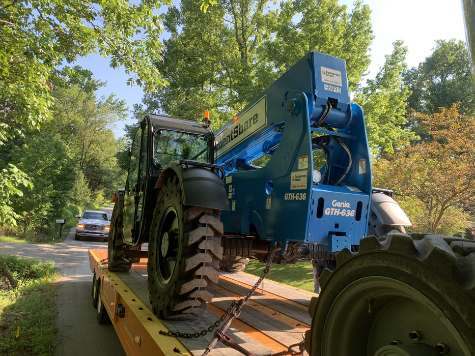 2020 Genie GTH-636 Cab/Heat/Air, Solid Tires, Work Lights, Beacon, Aux Hydraulics, Back up Alarm
