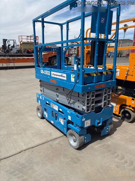 2022 GENIE GS-1932
