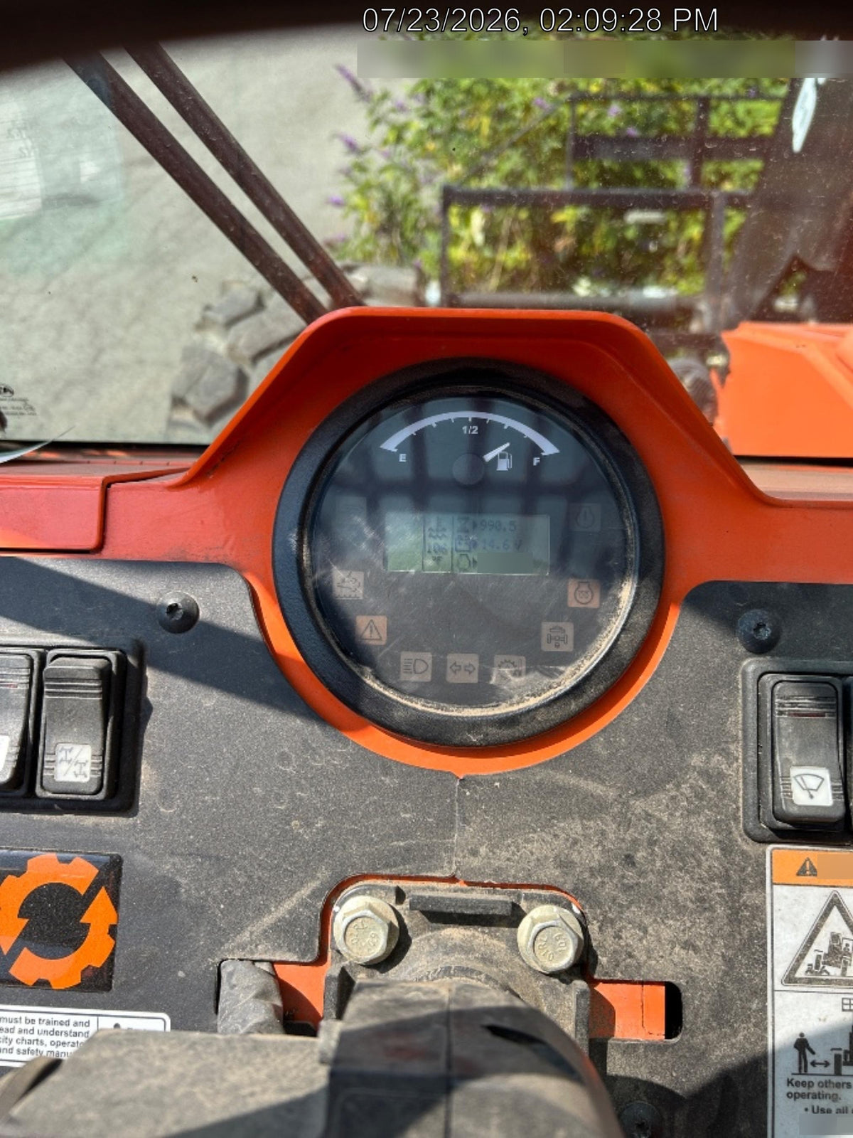 2022 SKYTRAK 8042