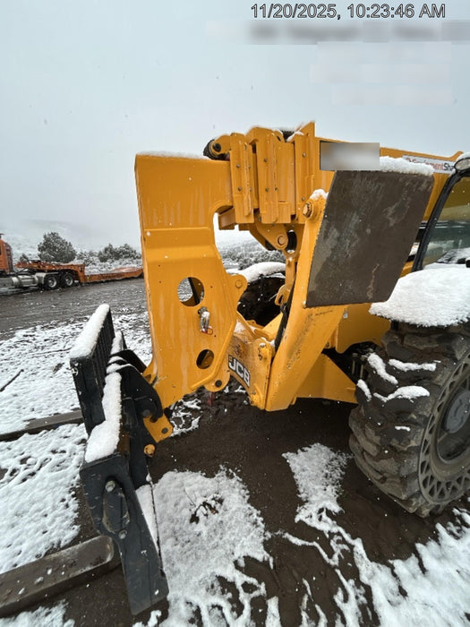 2019 JCB 510-56 74 HP w/Open ROPS, Beacon, Aux Hydraulics, Worklights, Solid Tires w/60" Carriage/Forks