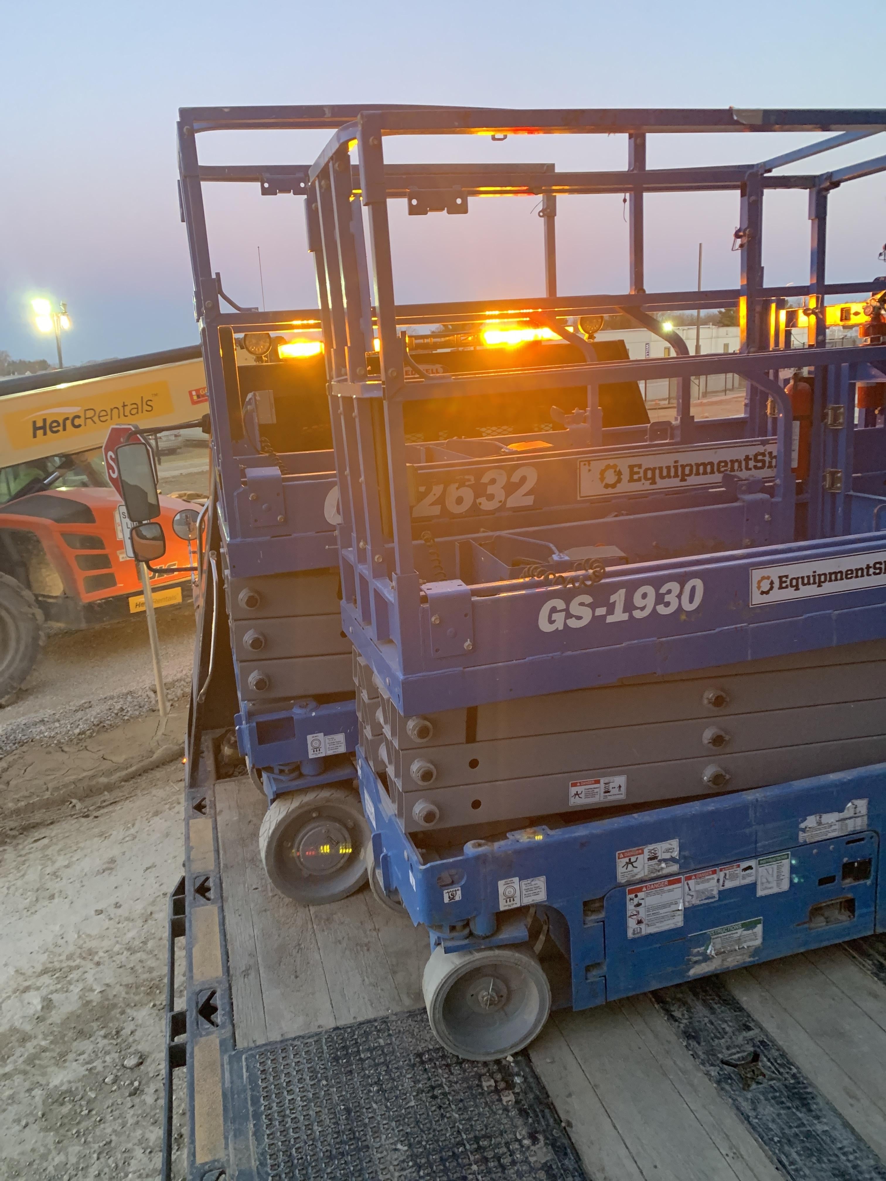2020 Genie GS-1930 Solid Non Marking Tires, Beacon, Folding rails with half height swing gate