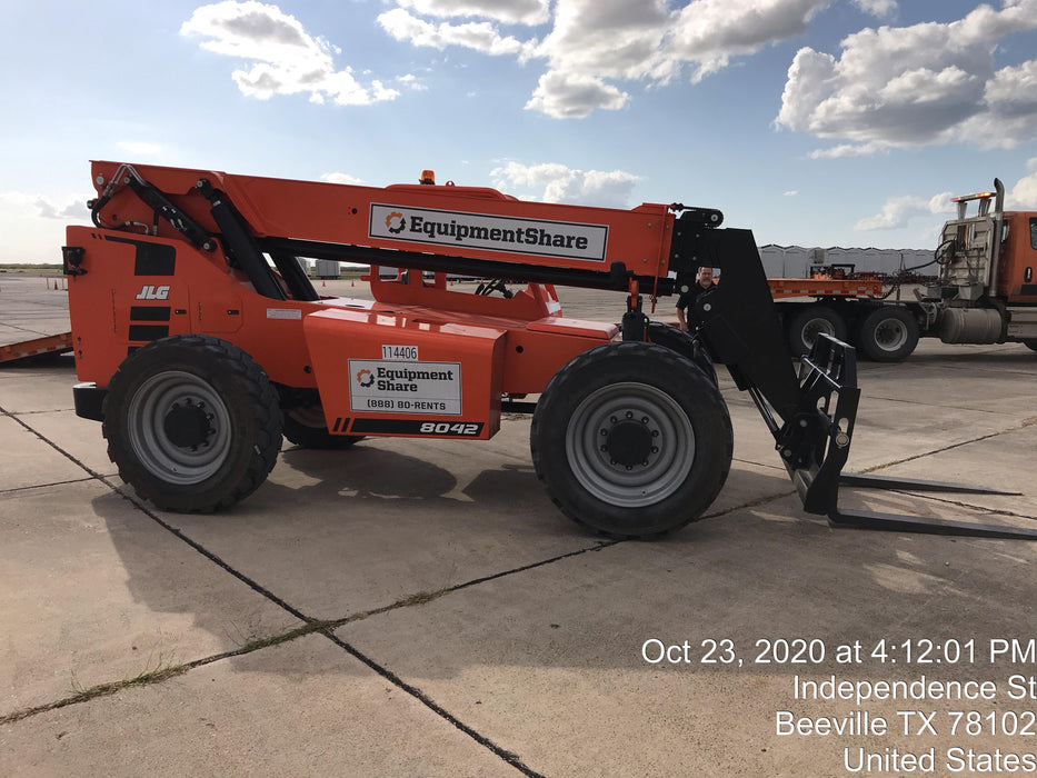 2020 Skytrak 8042 74 Hp, FF Tires, Work Lights, Beacon, Aux Hydraulics, Back up Alarm, Lifting Eye, ES Decals