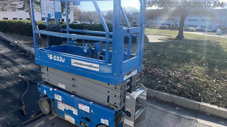 2020 Genie GS-1930 Solid Non Marking Tires, Beacon, Folding rails with half height swing gate
