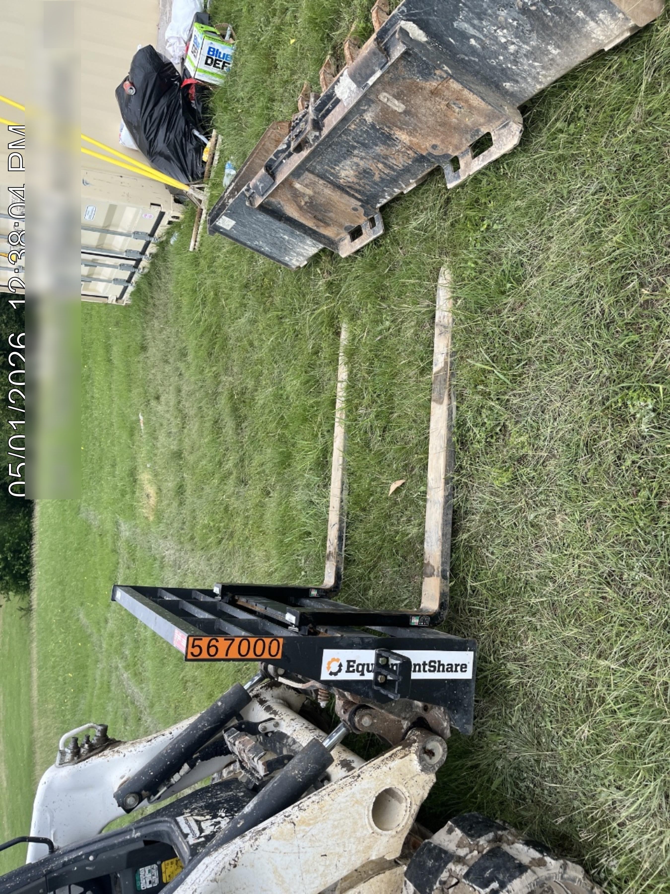 2025 ARROW MATERIAL HANDLING 48" Pallet Forks - Arrow