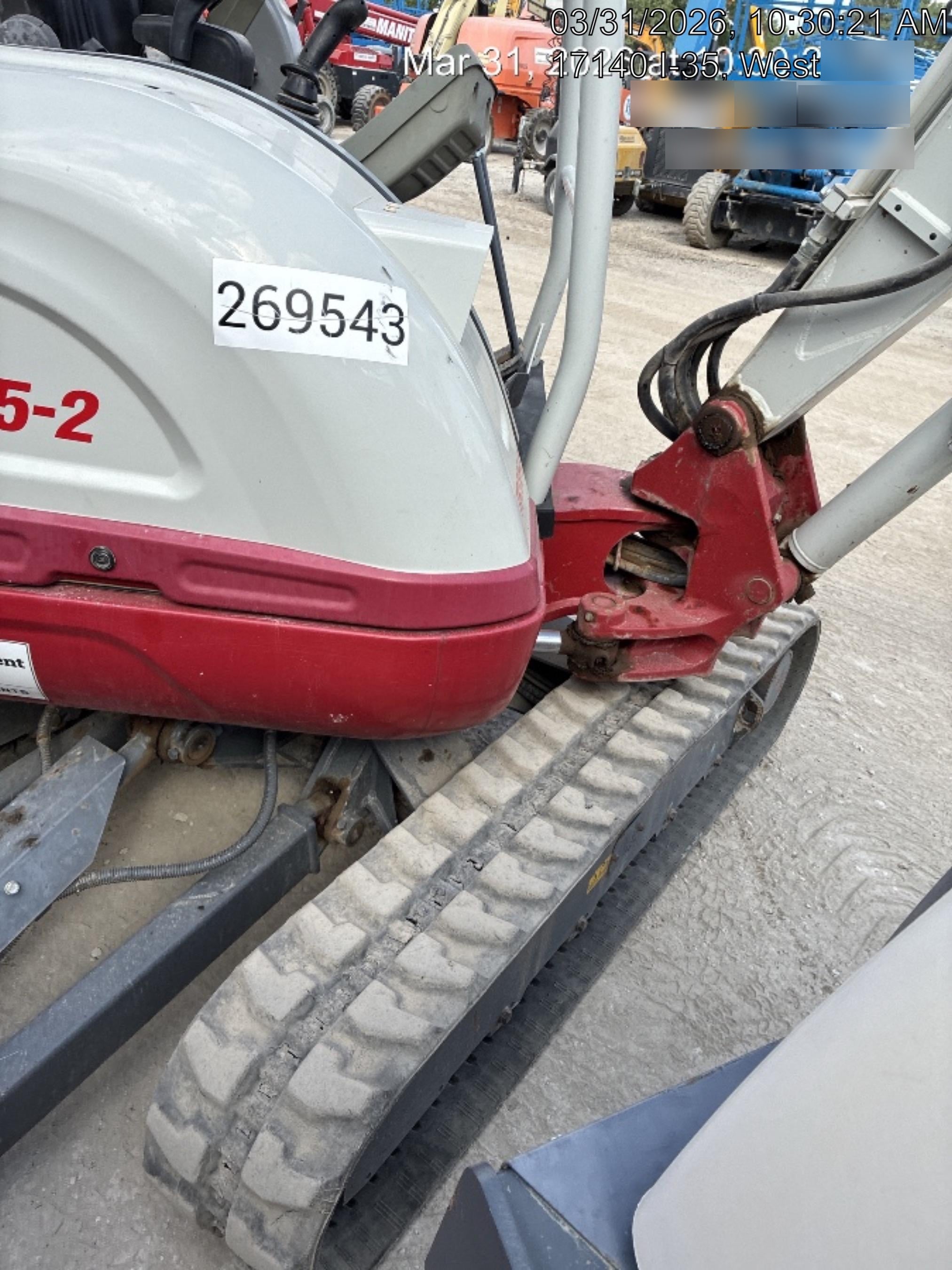 2022 TAKEUCHI TB235-2R