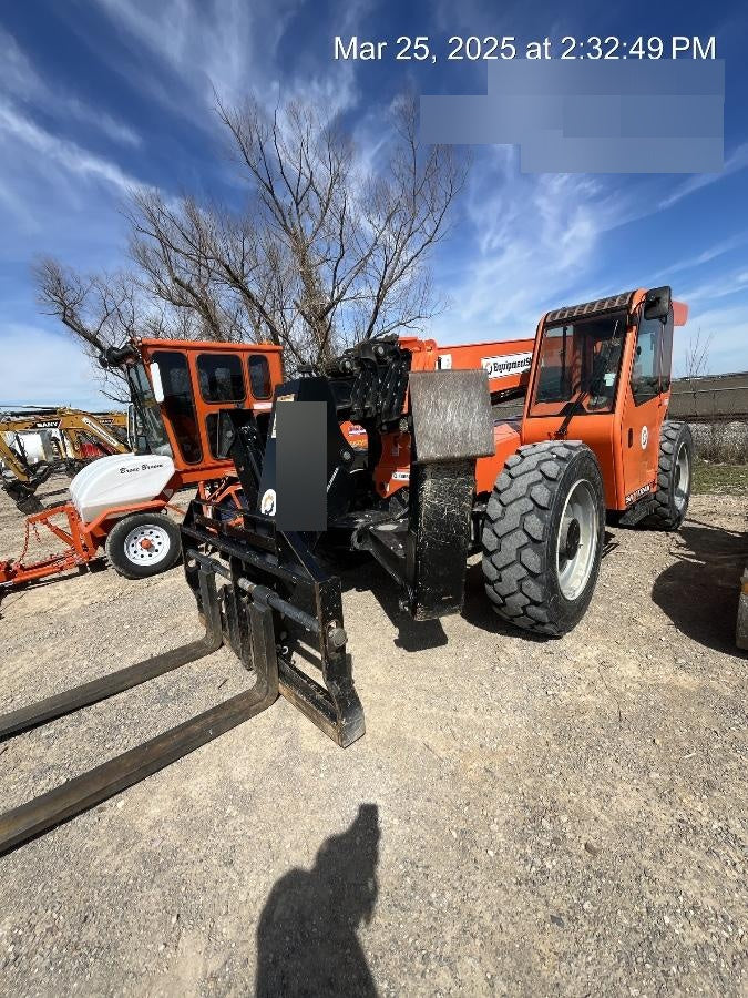 2021 JLG 12054