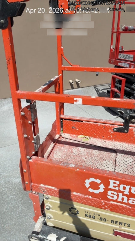 2022 JLG ES1932