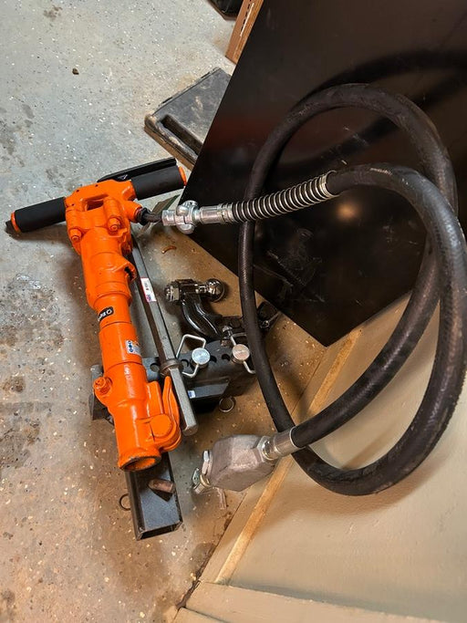 2023 MICHIGAN PNEUMATIC ES-TPB30-1-TRACKER