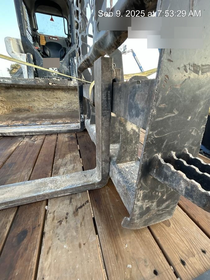 2021 PALADIN 48" Pallet Forks - Paladin