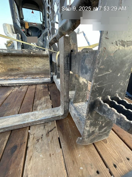 2021 PALADIN 48" Pallet Forks - Paladin