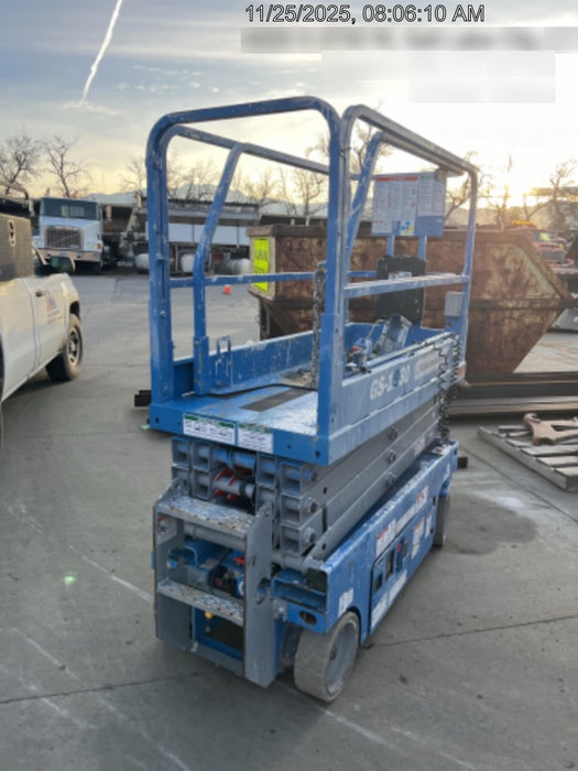 2019 Genie GS-1930 Fixed rails with chain Entry