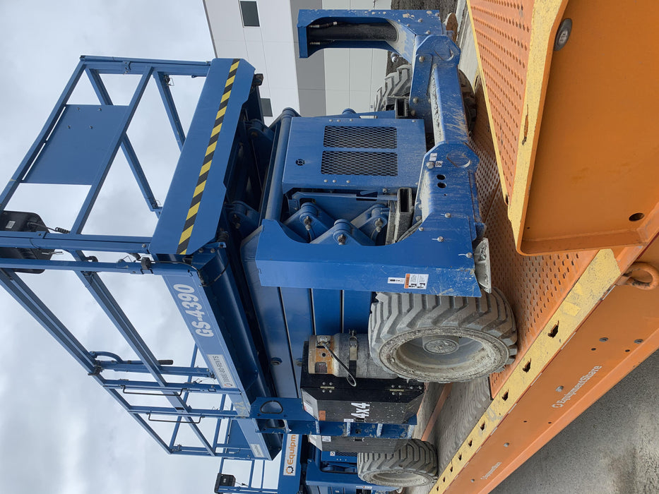 2020 GENIE GS-4390 RT