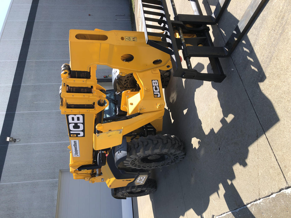 2019 JCB 512-56 Cab/Heat/Air, 109 HP, Solid Tires, STD Worklight, Beacon, Aux Hydraulics, Lifting Eye, Back up Alarm w/66" Carriage/60" Forks