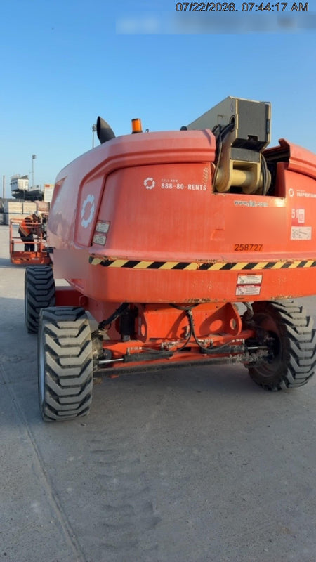2022 JLG 660SJ