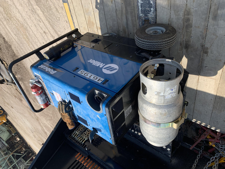 2019 Miller Electric BOBCAT 250 Standard w/Running Gear, Bracket, Hose