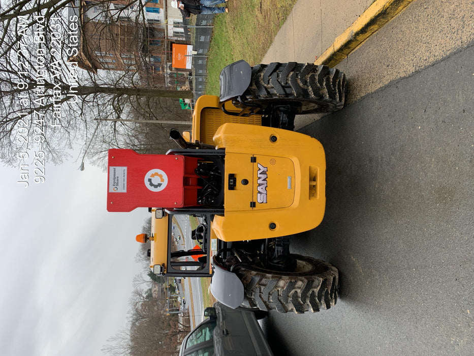 2020 SANY STH1056