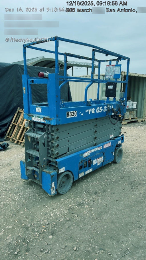 2018 Genie GS-3232 Genie GS3232 Lift w/Folding Rails and Swing Gate