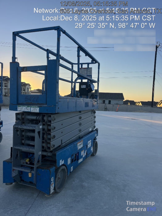 2017 Genie GS-3232 Genie GS3232 Narrow 32' Scissor Lift