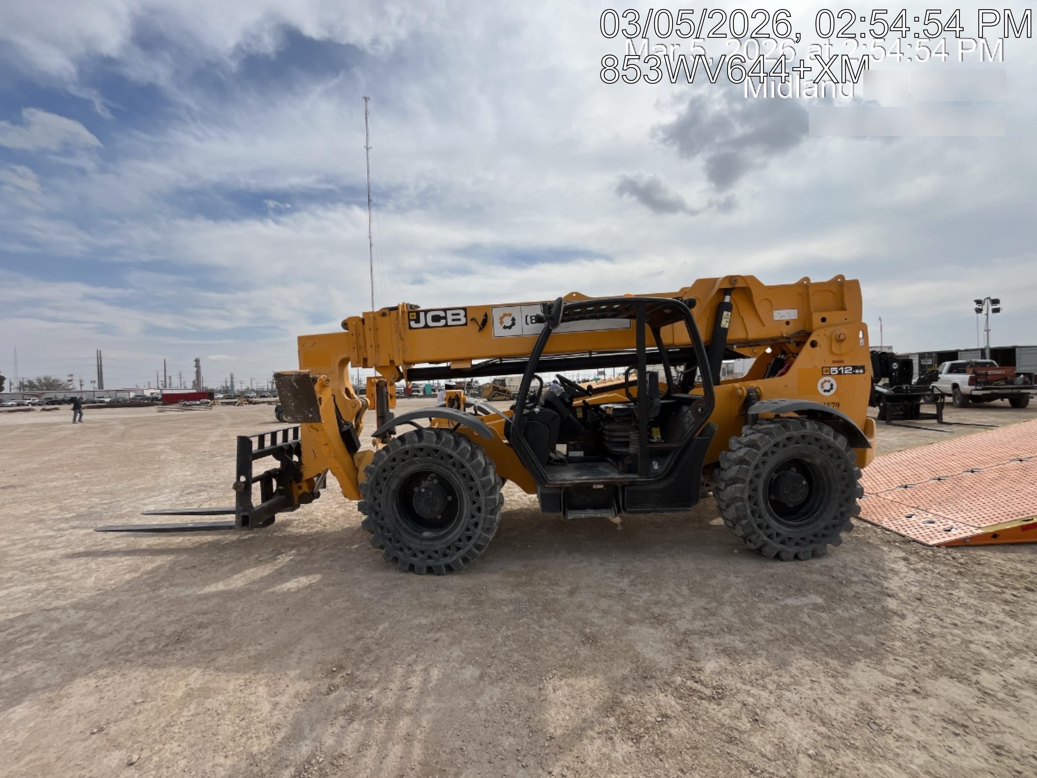 2019 JCB 512-56