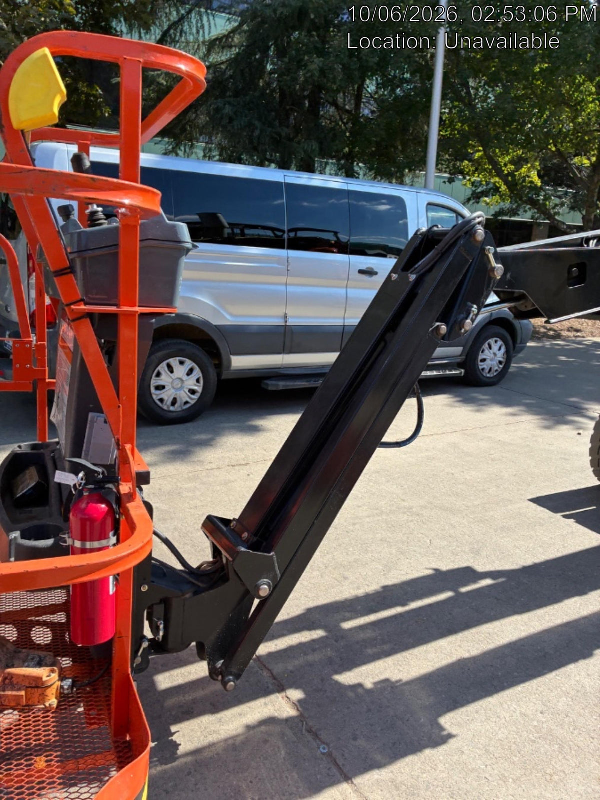 2024 JLG E450AJ